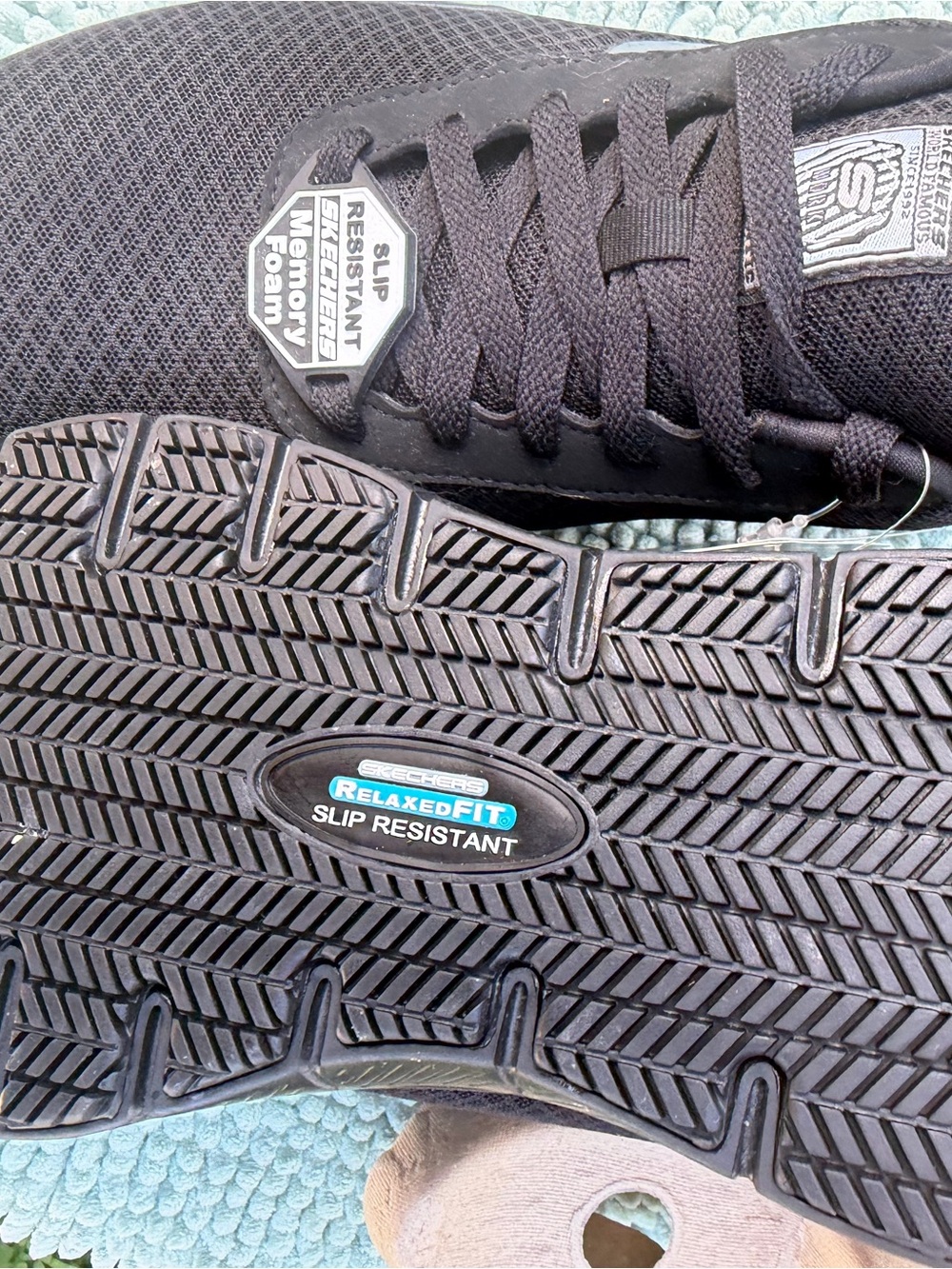 Skechers Men’s size 11 Black Slip-Resistant Memory Foam Athletic Shoes! New! - Picture 6 of 10